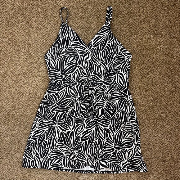 Lands' End Women's XL Long Floral Tulip Wrap Swim Dress One Piece Swimsuit - Picture 1 of 10